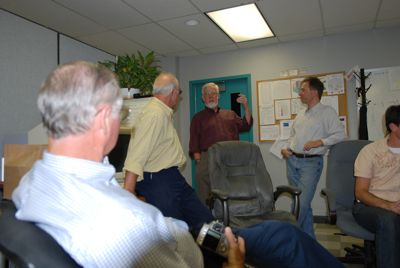 Group discussion at HET